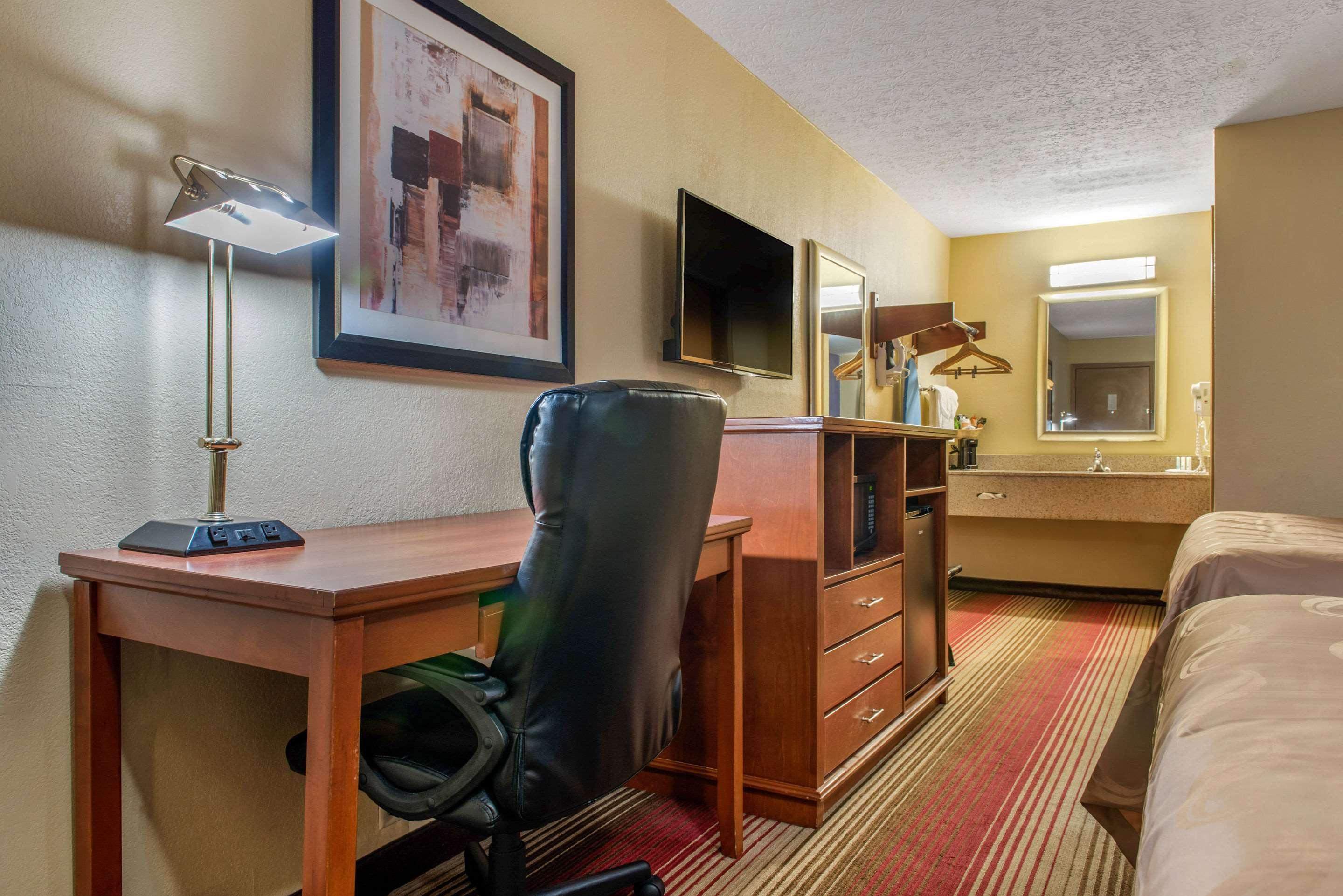 Quality Inn Columbus-East Zewnętrze zdjęcie